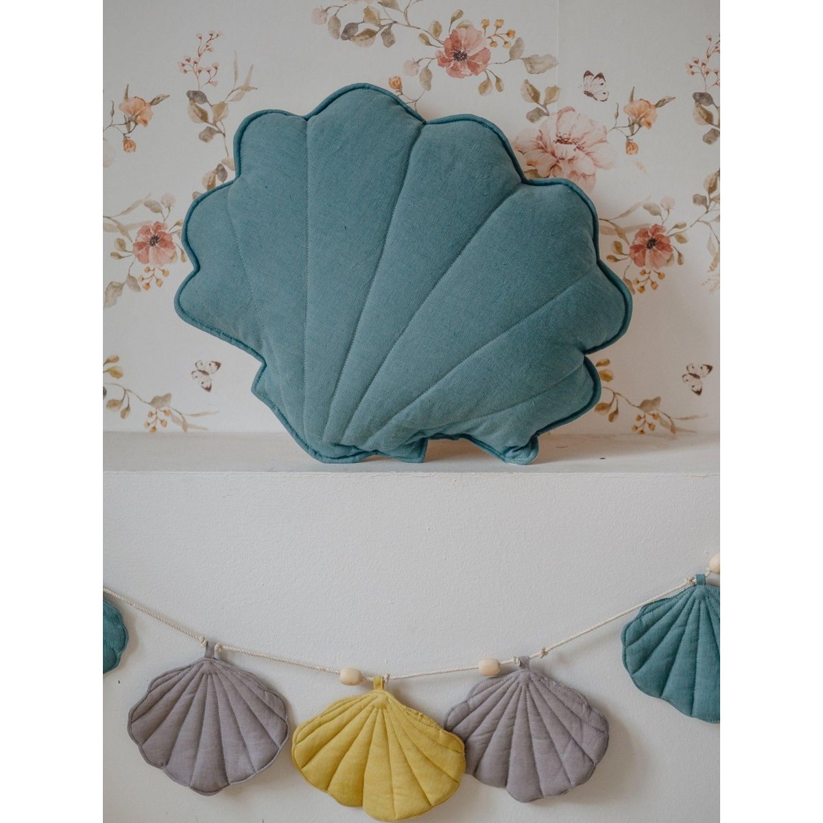 "Eye of the Sea" Linnen Garland met Schelpen