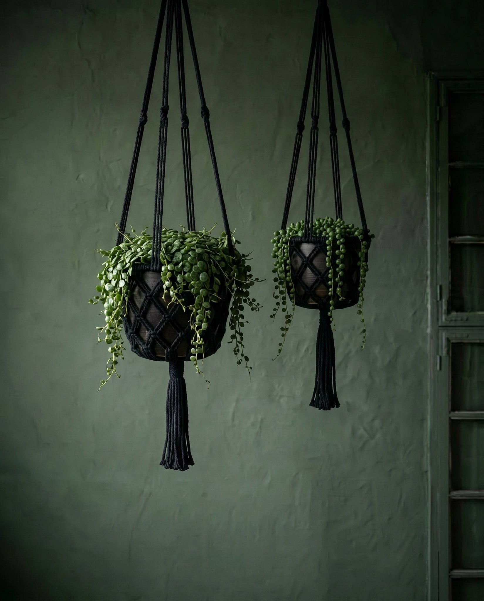 De Macrame Plantenhouder - Zwart - M