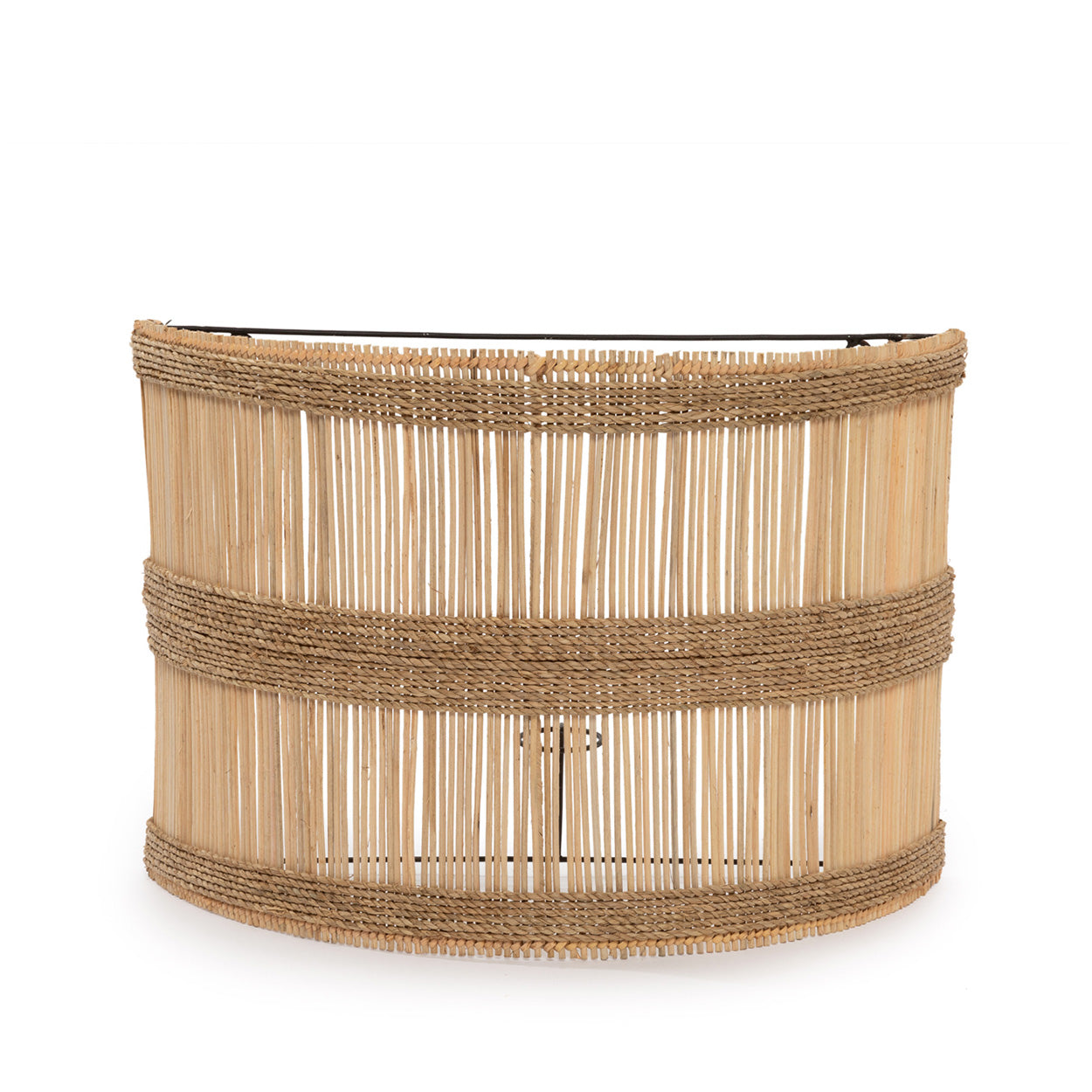 Rotan wandlamp Doedoe vanuit andere hoek