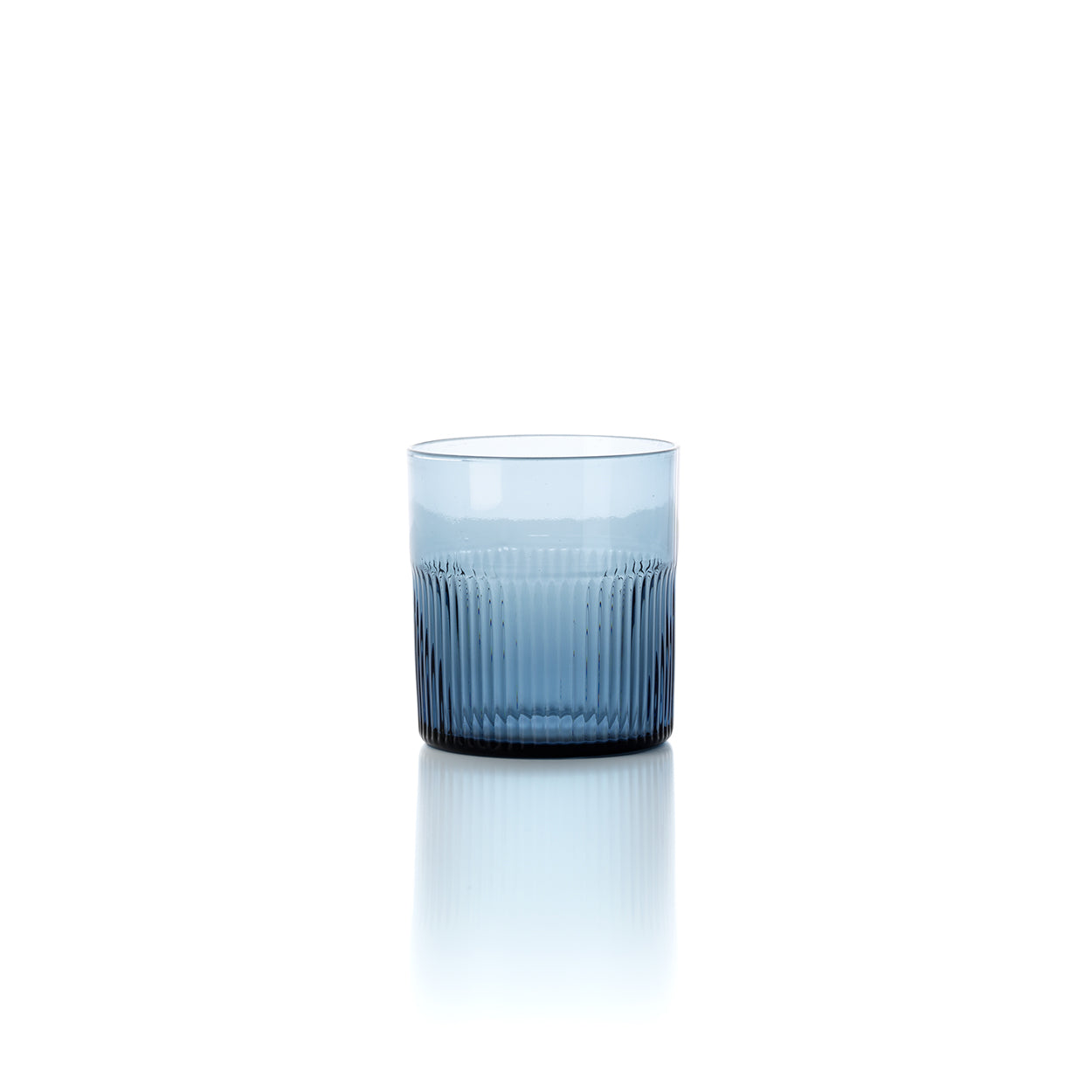 De azuurgeribbelde lage tumbler - blauw