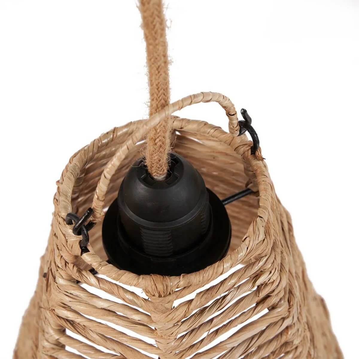 Close-up of De Fini Hanger in natural rattan, showcasing its Bohemian style and minimalist design.