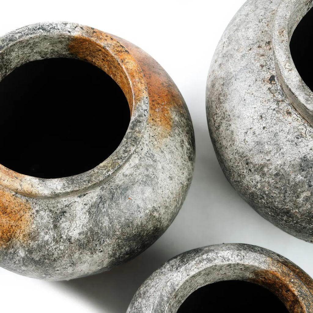 Antieke Terracotta Vase in Diverse Kleuren met Zilveren Glans voor Gedroogde Bloemen, Hoogte 19cm, Breedte 25cm - Stijlvol Woondecor