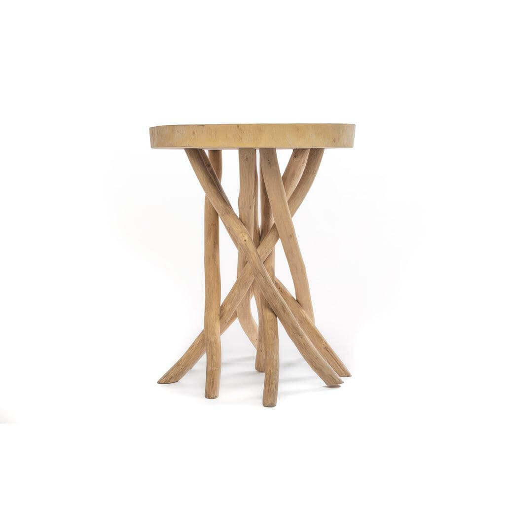 De Gili bijzettafel met teak houten poten als tropisch eiland design voor exotische woonstijl