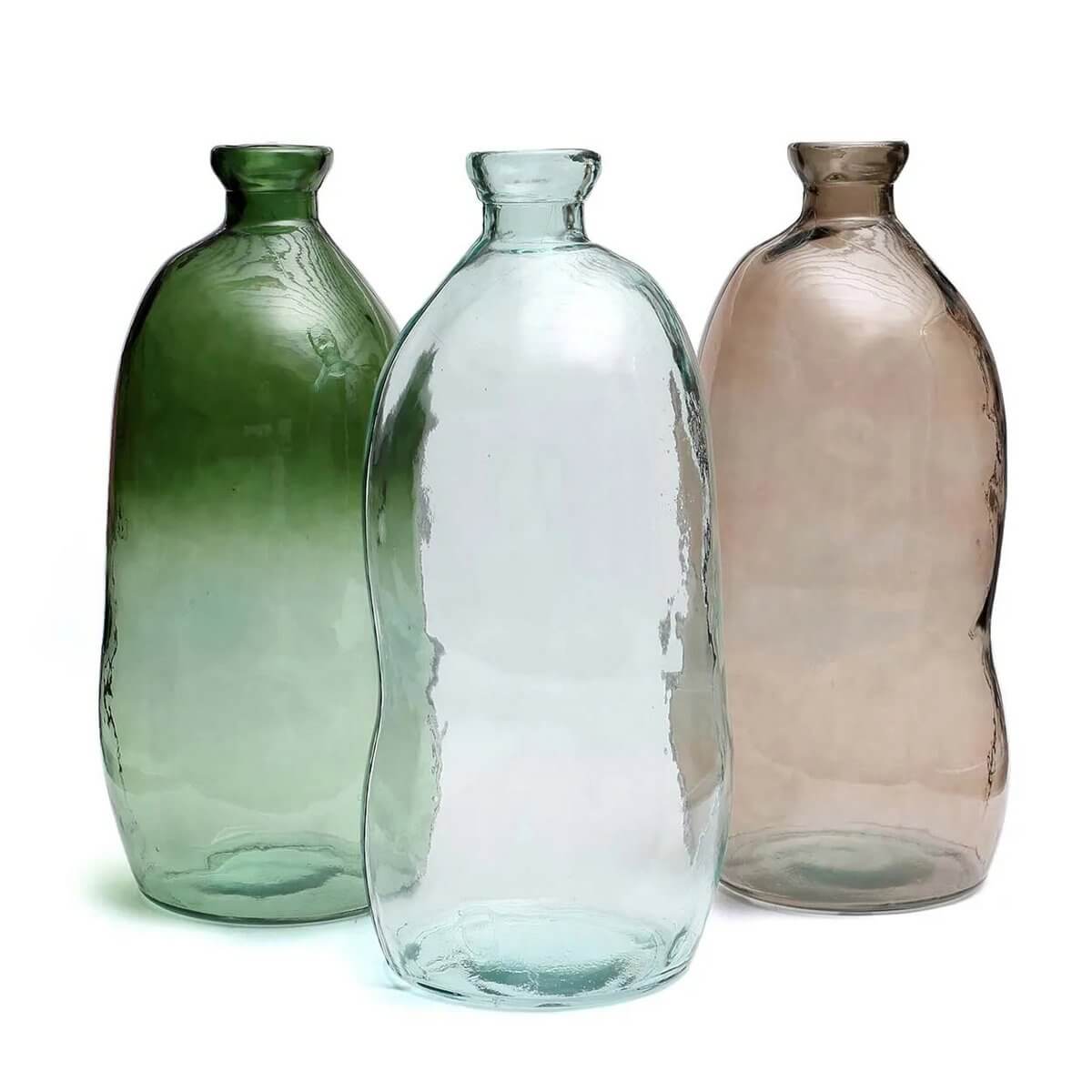 Drie glazen Jinsuo vazen in groen, transparant en bruin met organische flesvormen en vloeiende lijnen, perfect voor elke kamer.