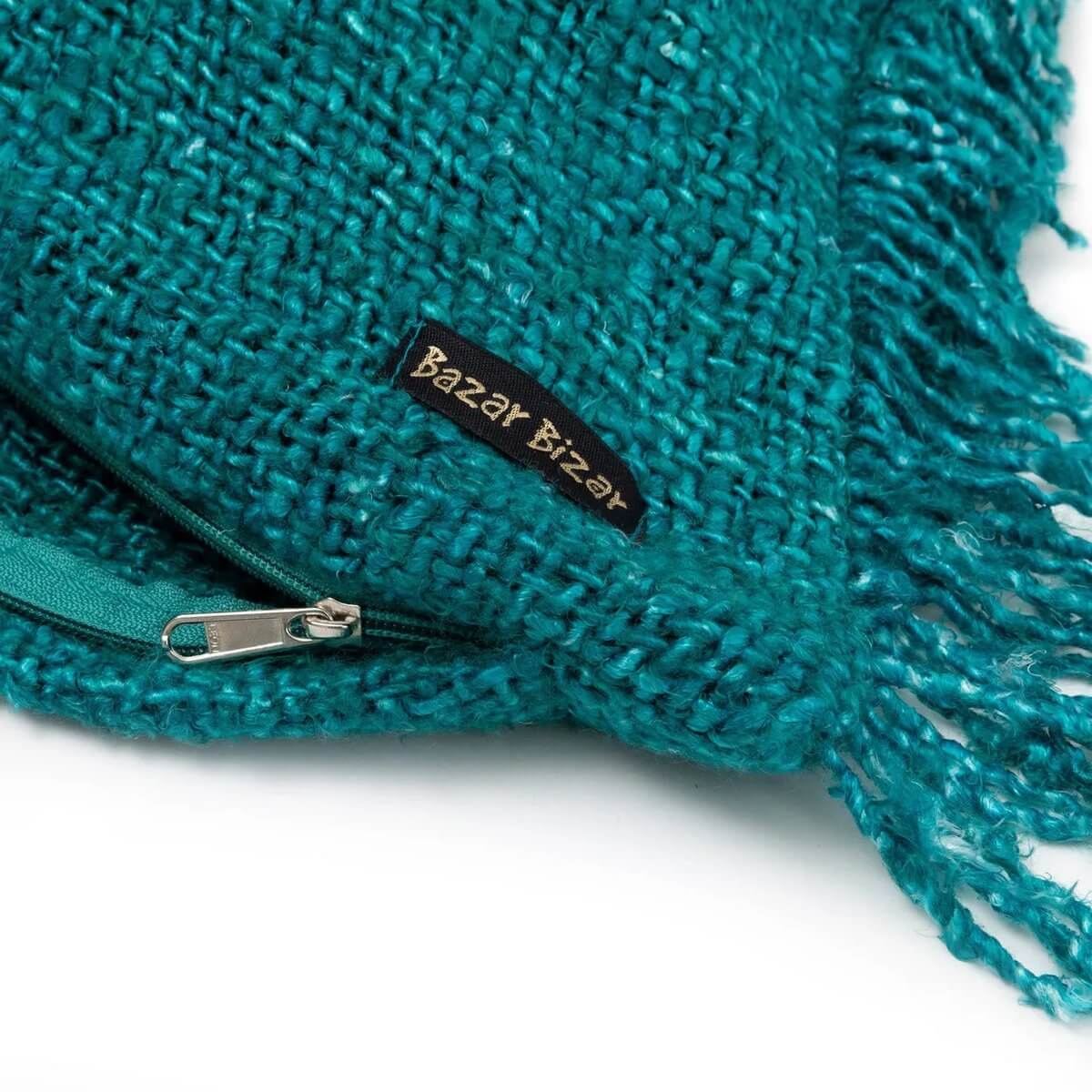 Kussenhoes - Aqua - 60x60 cm met katoenen textuur en ritssluiting, ideaal voor een boho-sfeer in elke ruimte. Merk: Bazar Bizar.