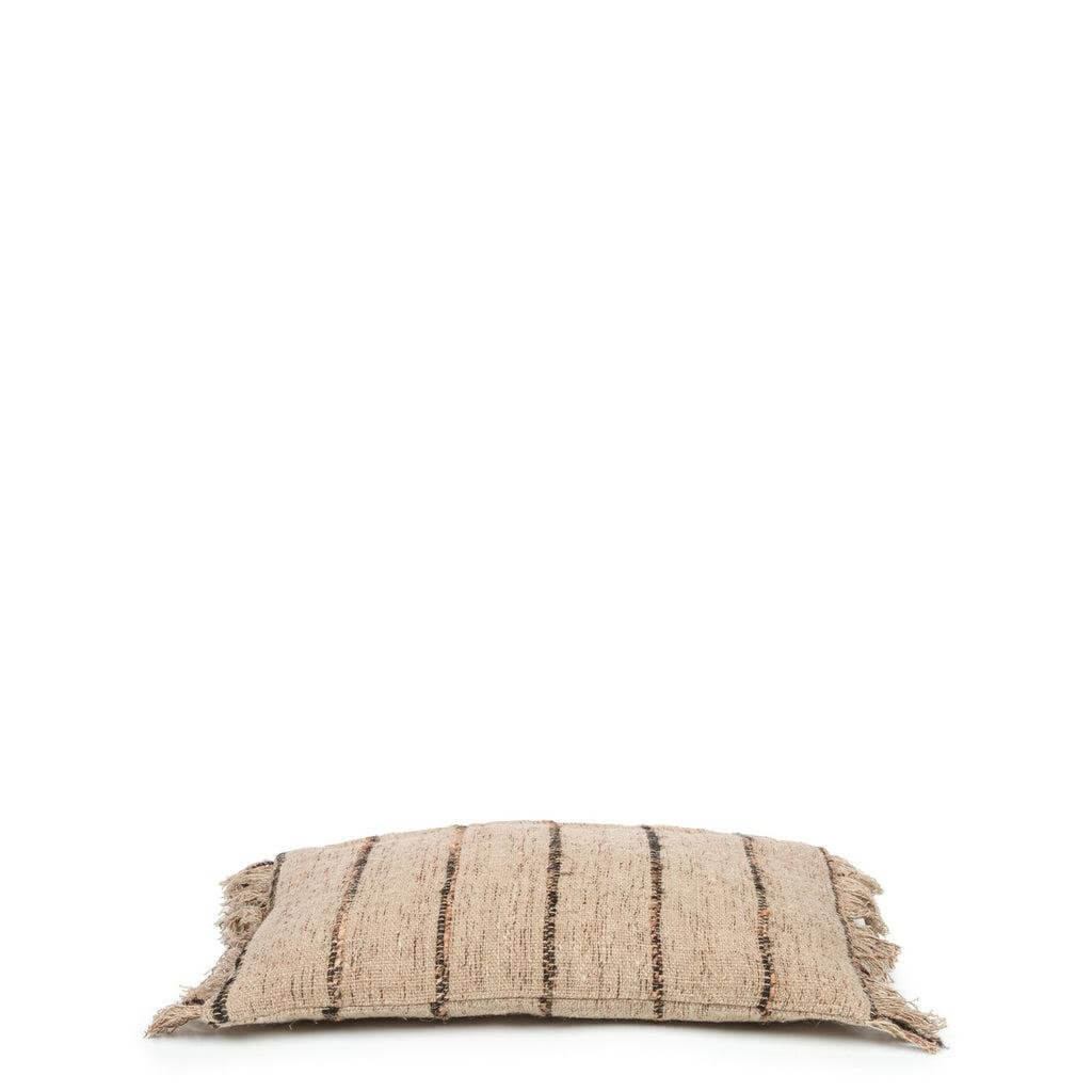 Alt Tag: Beige en zwarte kussenhoes 30x50 cm, boho stijl, zacht katoen, perfect voor interieurdecoratie. Excl. binnenkussen.