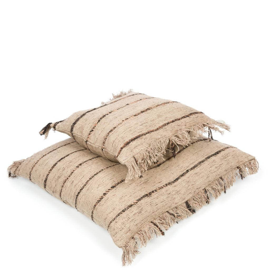 Beige zwarte kussenhoes 40x40 cm, boho stijl voor interieur, tuin of patio. Perfect zonder binnenkussen, zacht katoen textuur.