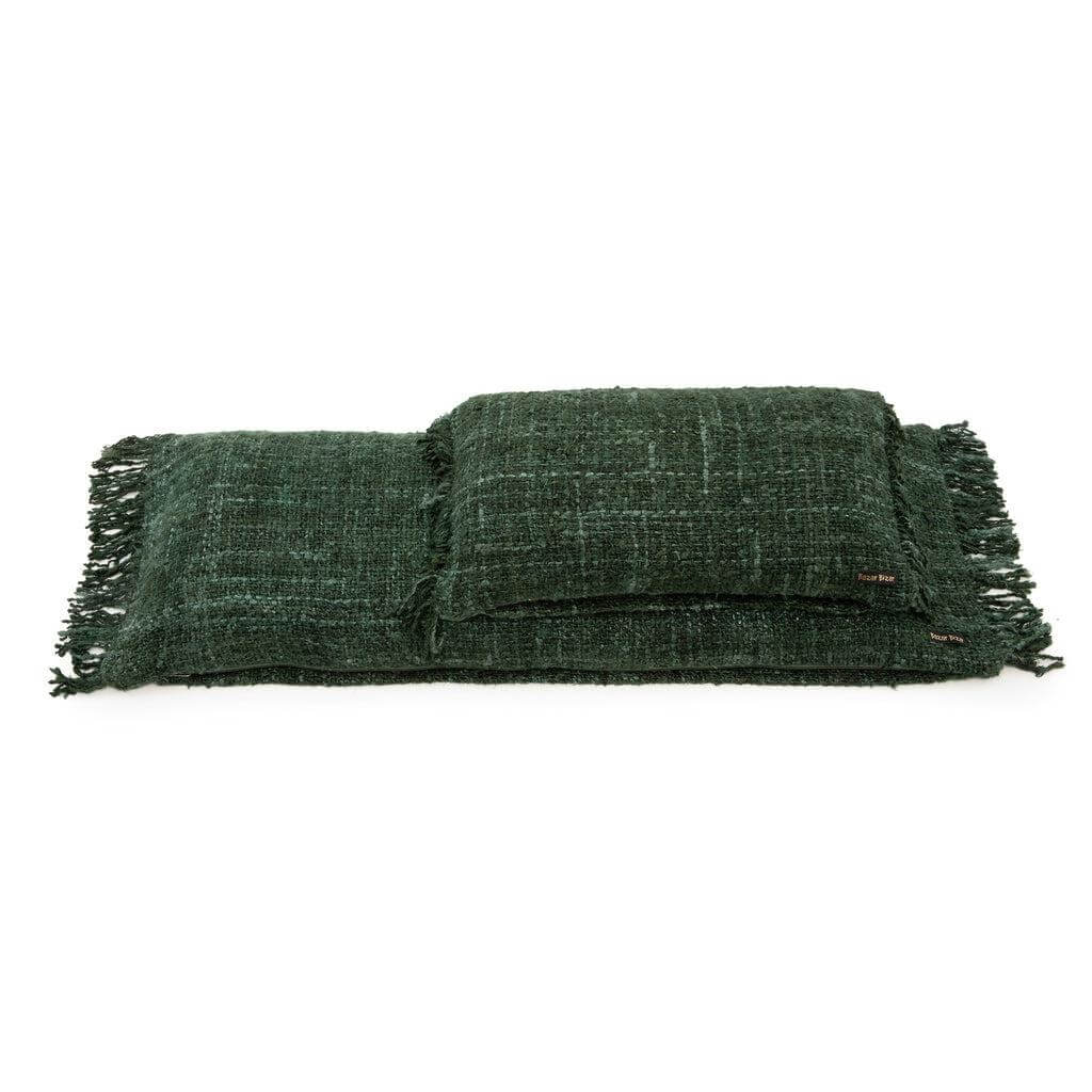 Donkergroene kussenhoes 30x50 cm van zacht katoen, voegt een boho-chique textuur toe aan je interieur. Ideaal voor binnen en buiten.