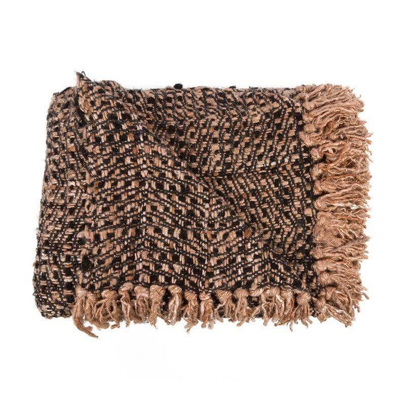 Alt Tag: Handgeweven katoenen plaid met franjes in zwart koper, luxe uitstraling, 170x130 cm, sfeer verhogend voor woonkamer of slaapkamer