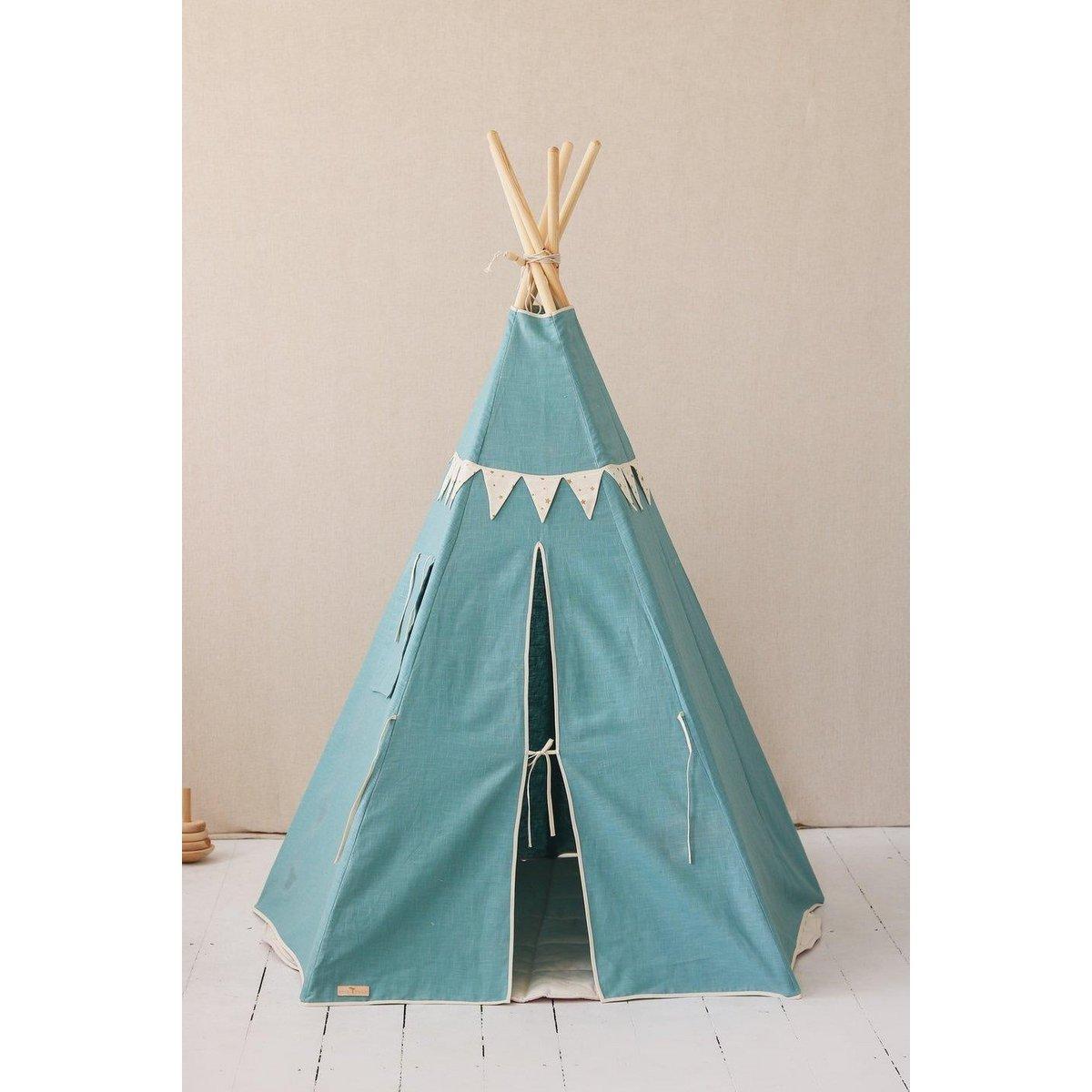 "Gold Star" Tipi met guirlande en mattenset-Moi Mili-Ik Hout ervan.