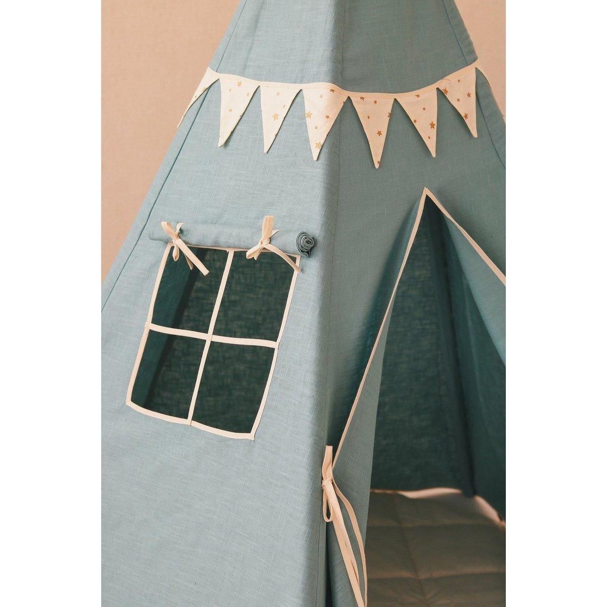 "Gold Star" Tipi met guirlande en mattenset-Moi Mili-Ik Hout ervan.