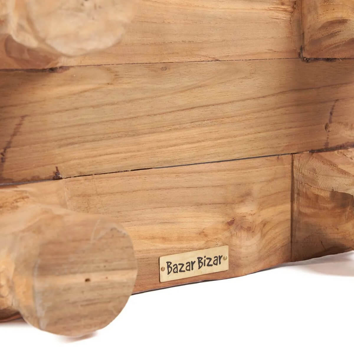 Detail of Het Delish Dienblad - Naturel, showcasing teak wood craftsmanship and Bohemian style accents by Bazar Bizar.