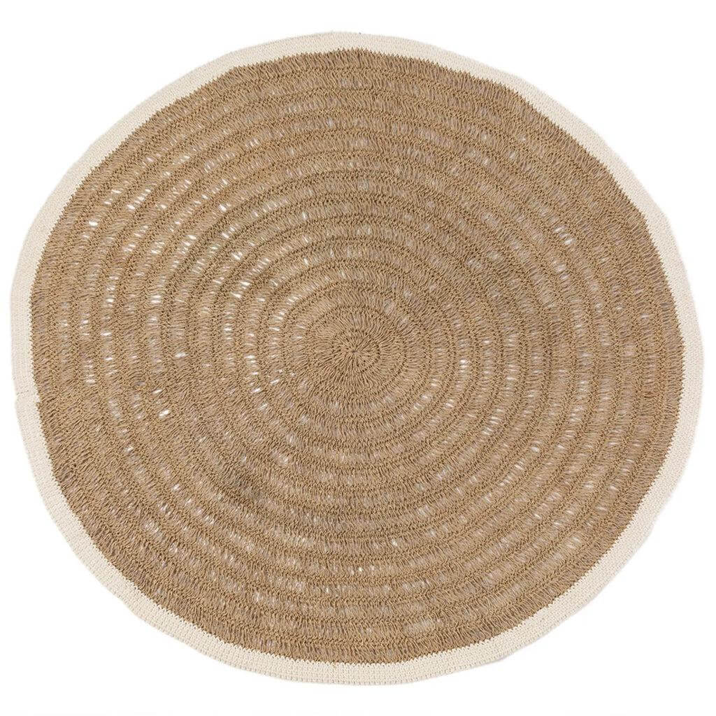 Rond zeegras en katoenen vloerkleed met natuurlijke tinten en witte rand, 200 cm breed. Perfect voor woonkamer en overdekt terras.