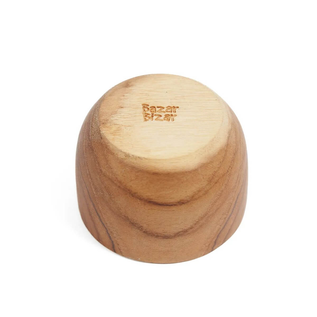 Het Teakwortel Eierdopje: Egg cup made from teak root with bohemian style, perfect for a chic breakfast presentation.