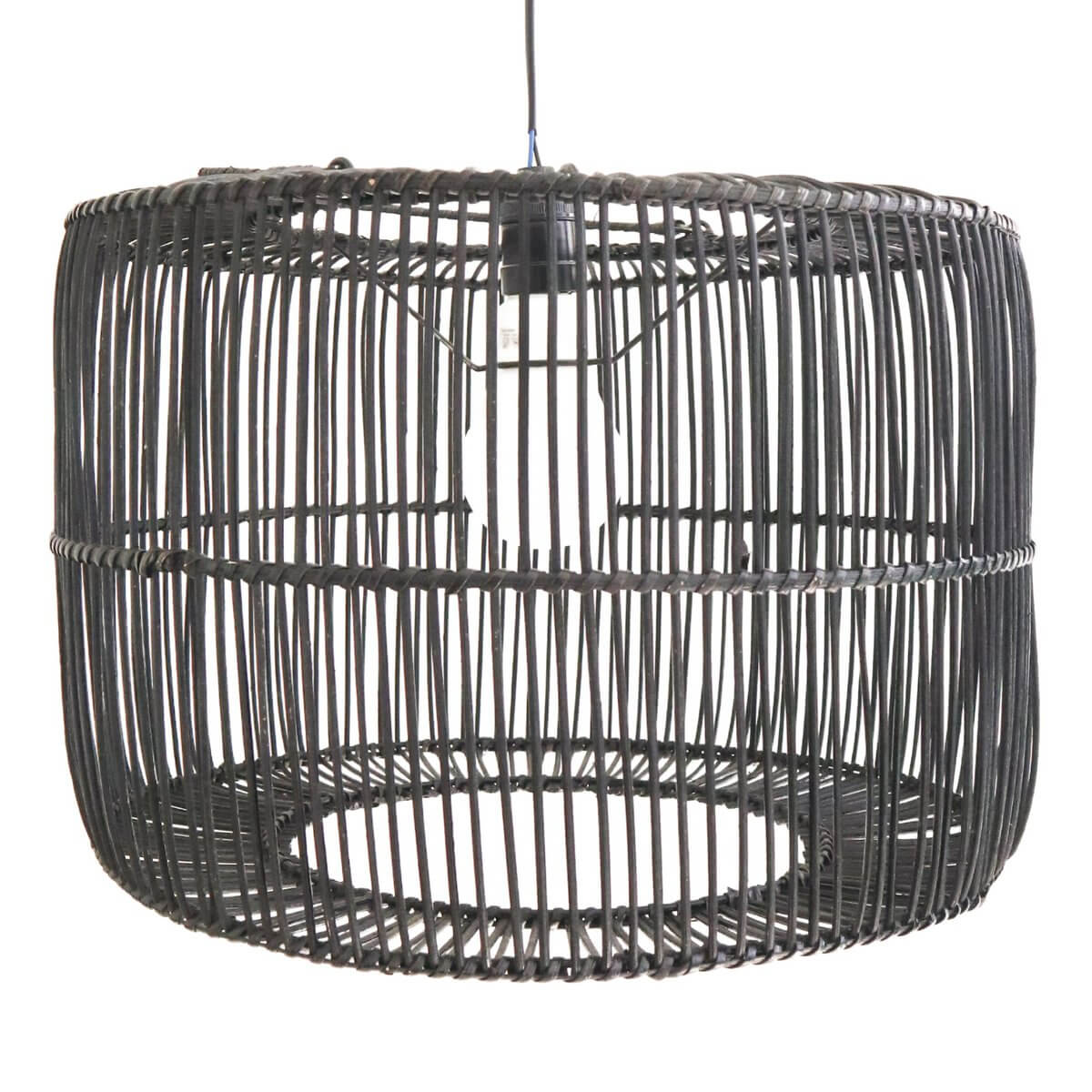 Handgemaakte zwarte rotan lampenkap, duurzaam en sfeervol, strooit warm licht, verkrijgbaar in twee maten, gratis verzending vanaf € 350.