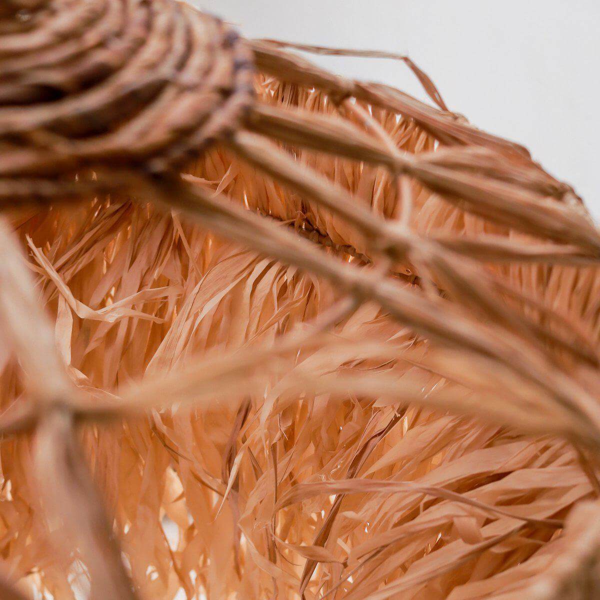 Bovenaanzicht van raffia lampenkap kawi beige