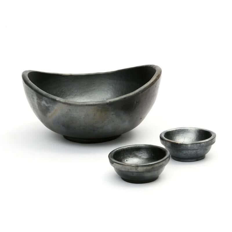 The Burned Curved Bowls - Zwart - Set van 3-Bazar Bizar Living-Ik Hout ervan.