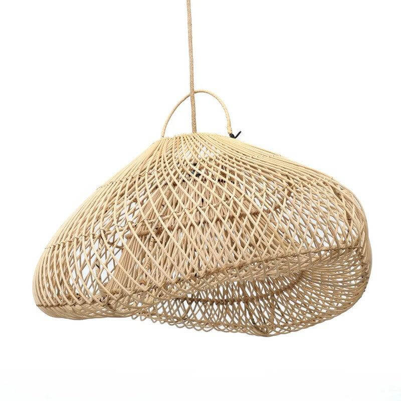 Natuurlijke en stijlvolle Cloud hanglamp, hangend aan het plafond, met een wolkvormig ontwerp dat elke kamer een warme sfeer geeft.