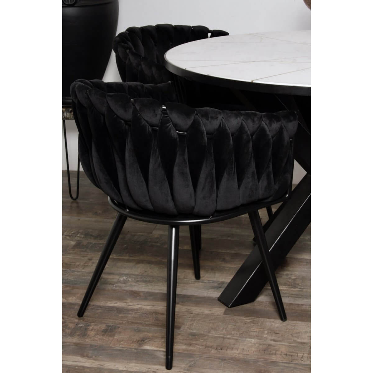 Zwarte Wave stoel met uniek weefpatroon rugleuning, luxe moderne design eyecatcher voor uw interieur, set van 2.