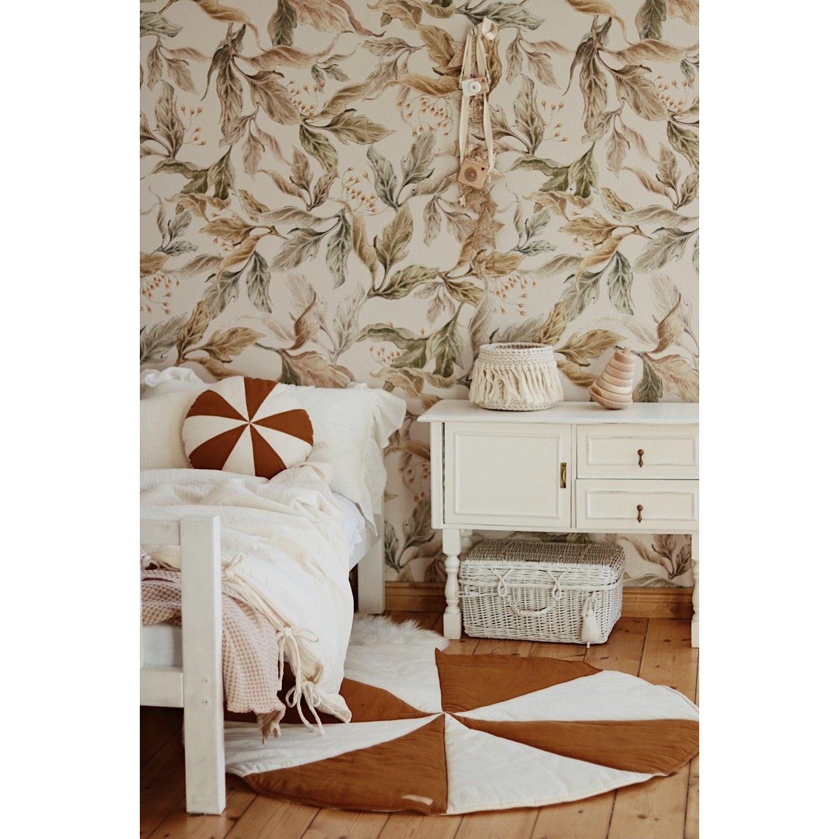 Tipi "Circus" met ruches en bruin-beige mat-Moi Mili-Ik Hout ervan.