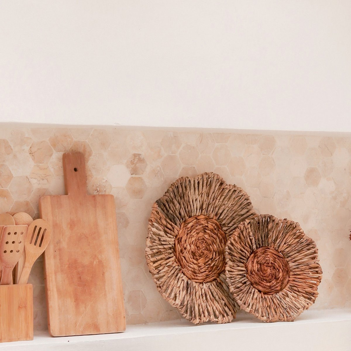 Wanddecor of Schaal MELAYA Wandmand van Bananenvezel (2 maten)-boho musthaves-Soeji-Ik Hout ervan.