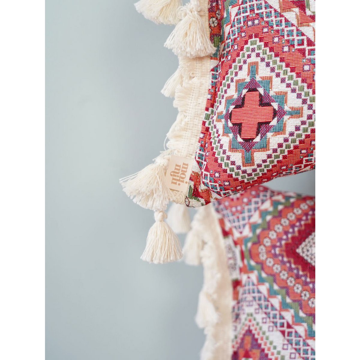 Decoratief kussen in 'roze bohostijl' met franjes