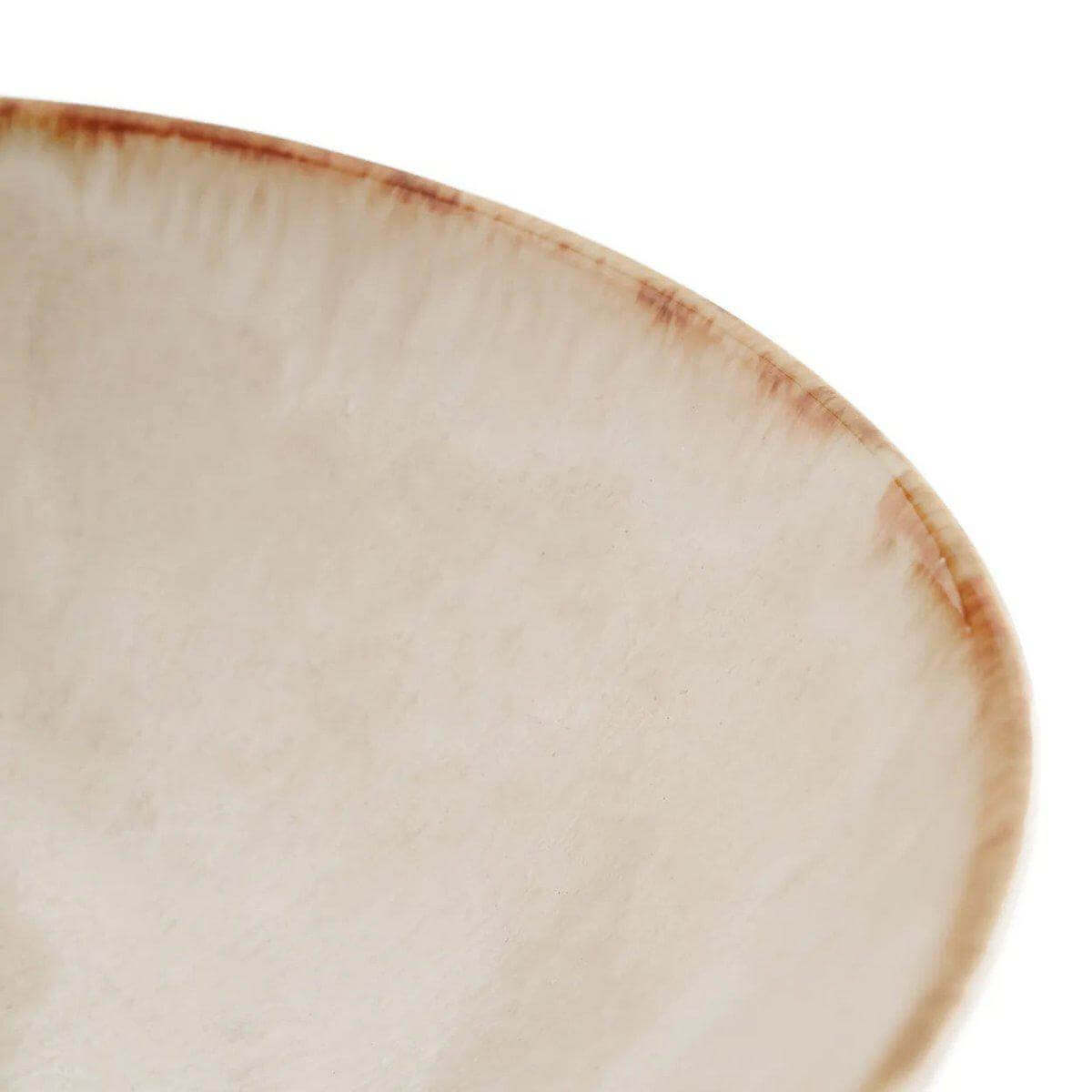 Portugese De Cascais serveerschaal in wit met gouden accenten, ideaal voor brunches en diners, sterk en chipbestendig keramiek.