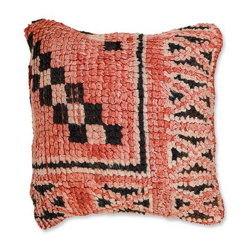 Marokkaans kussen gemaakt van vintage Berberkleed, uniek handgemaakt design, perfecte eyecatcher voor elk interieur.