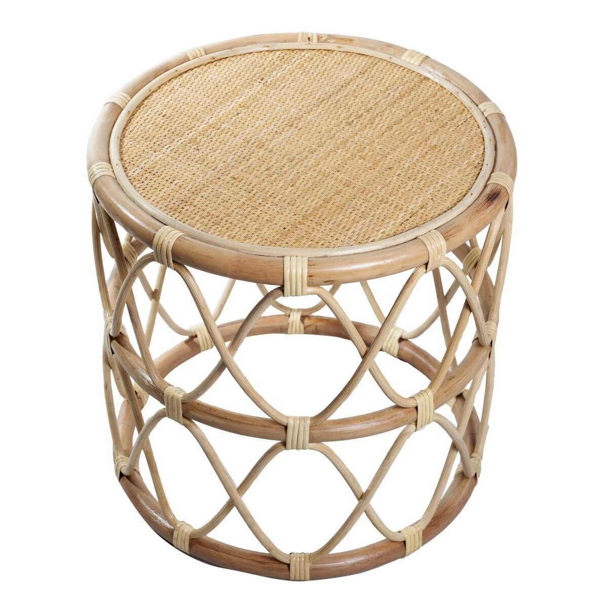Rotan bijzettafel MUARA, 45 cm hoog, duurzaam en handgemaakt, ideaal voor boho-interieur en zomerse sferen, plasticvrij verpakt.