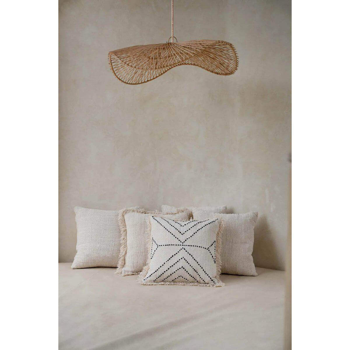 Kussenhoezen in boho stijl met warme tinten en zachte structuren