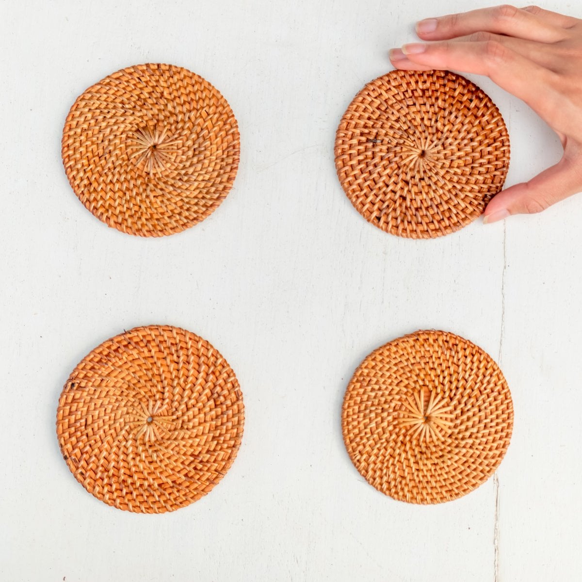 Ronde rotan onderzetters set van 4 of 8 handgemaakte TIBU