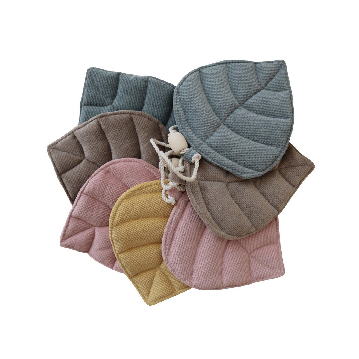 Fluwelen slinger "Pastel Stories" met bladeren