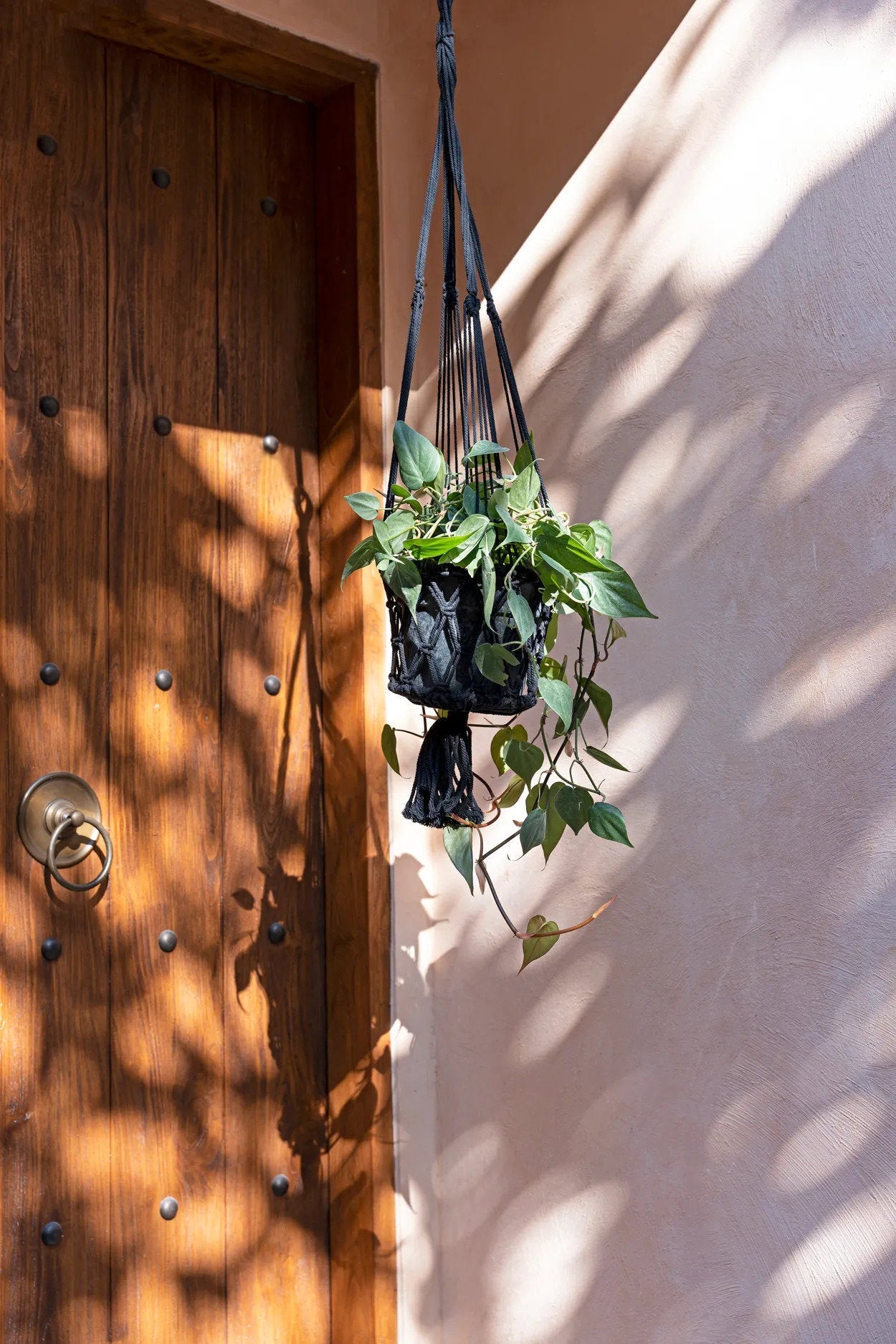 De Macrame Plantenhouder - Zwart - L