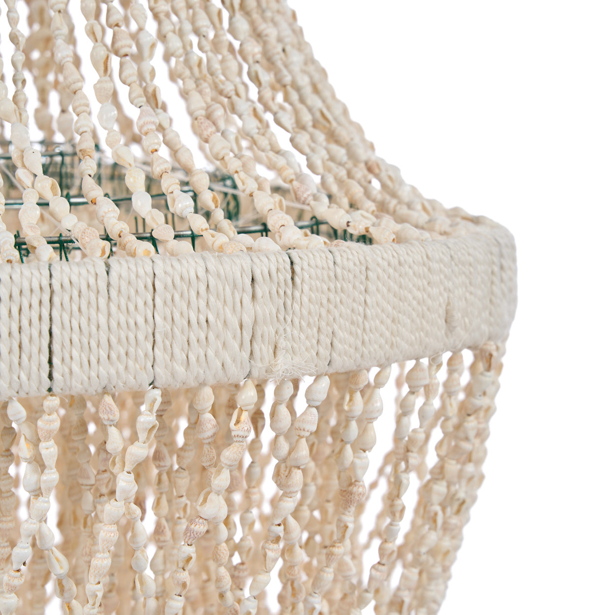 Schelpenkroonluchter Oceaan Toren naturel 40 cm detail