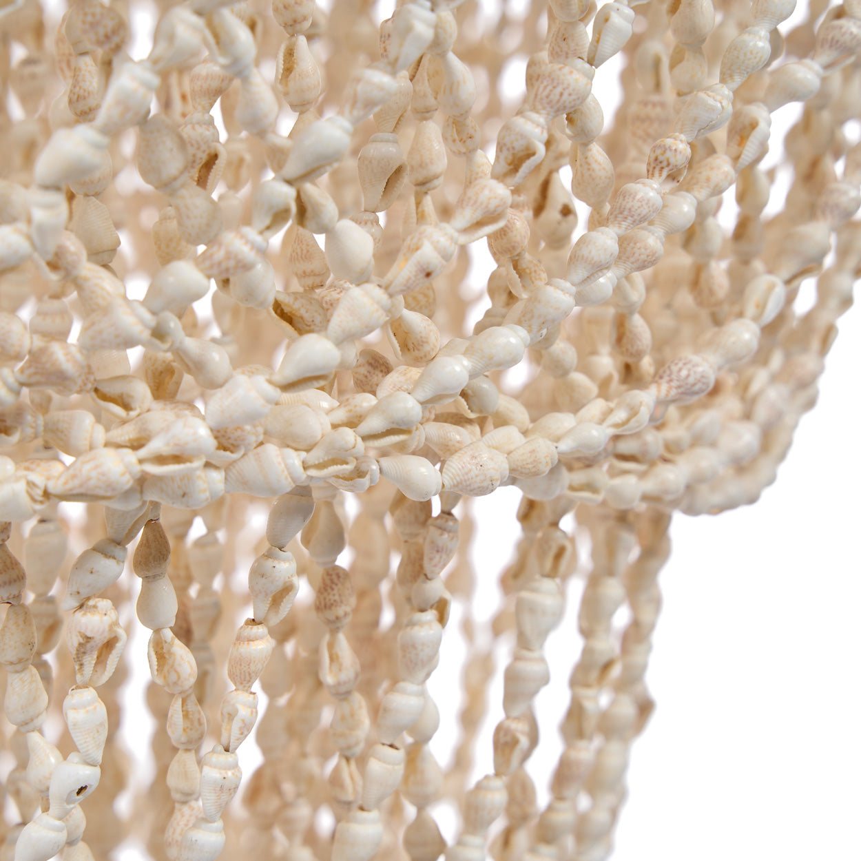 Schelpenkroonluchter Oceaan Toren naturel 40 cm detail