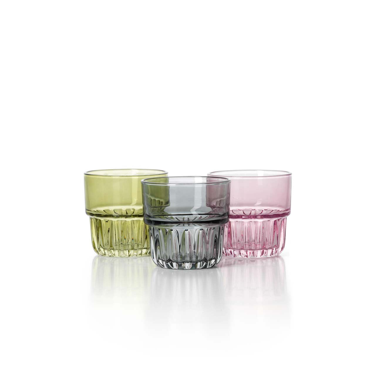 De gefacetteerde drinkbeker - blushroze