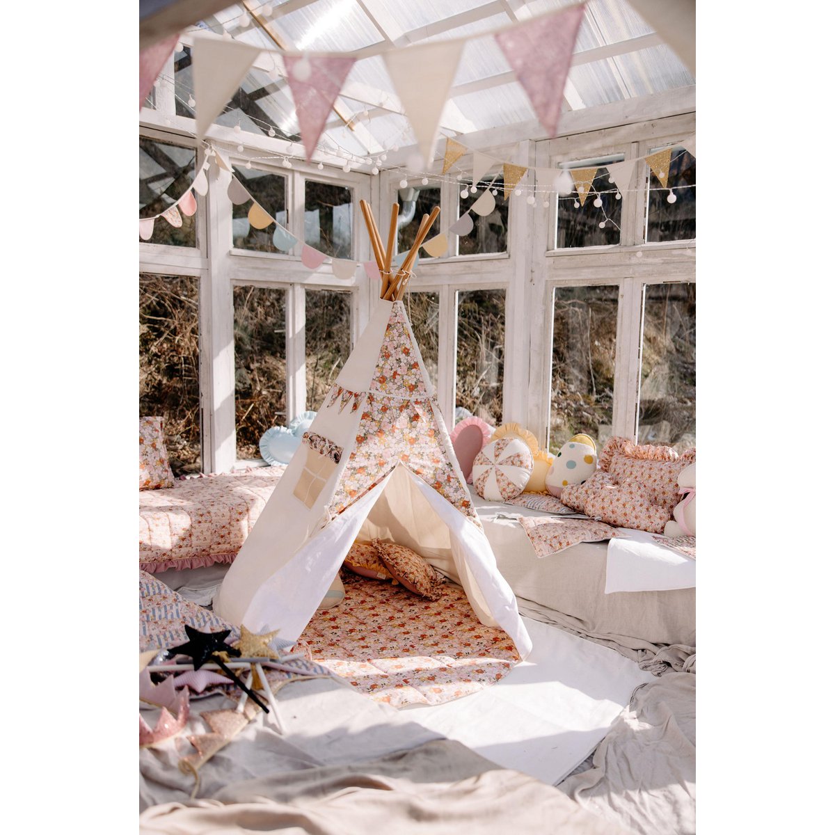 Cotton Tipee Tent voor meisjes met bloemen Afdrukken "Green Garden" bloemen en stijlvolle tent, verjaardagscadeau idee voor meisje, voorjaarshuisdecoratie-Moi Mili-Ik Hout ervan.