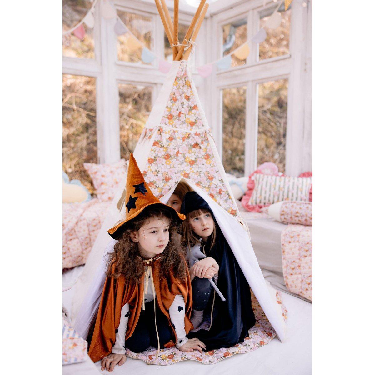Cotton Tipee Tent voor meisjes met bloemen Afdrukken "Green Garden" bloemen en stijlvolle tent, verjaardagscadeau idee voor meisje, voorjaarshuisdecoratie-Moi Mili-Ik Hout ervan.