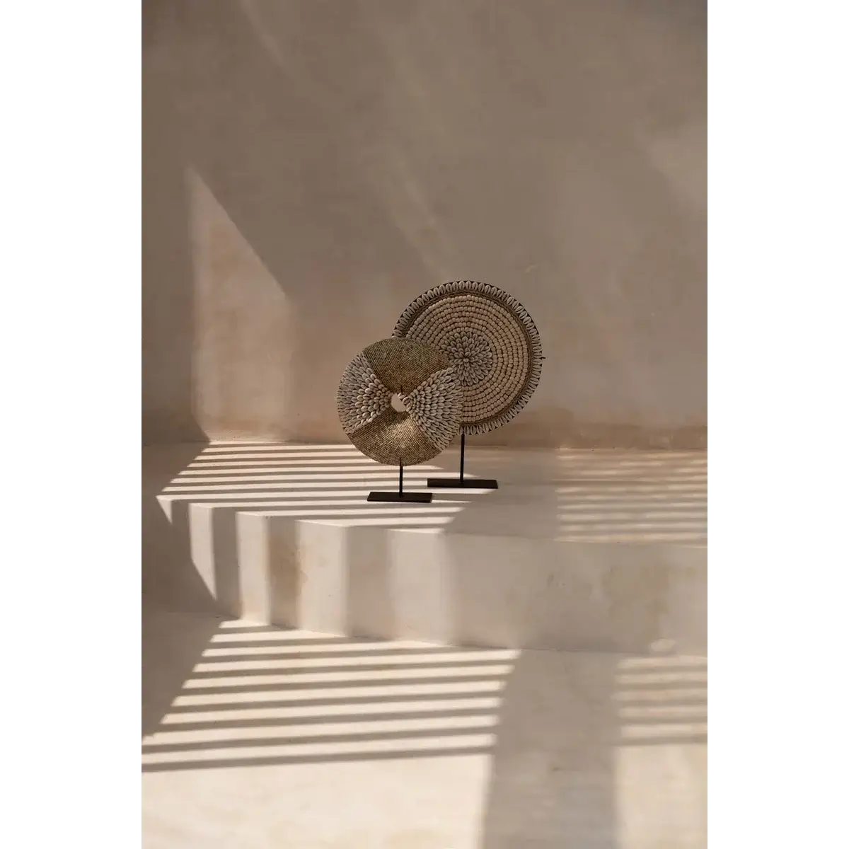 De Doh Nuts op standaard - natuurlijk wit