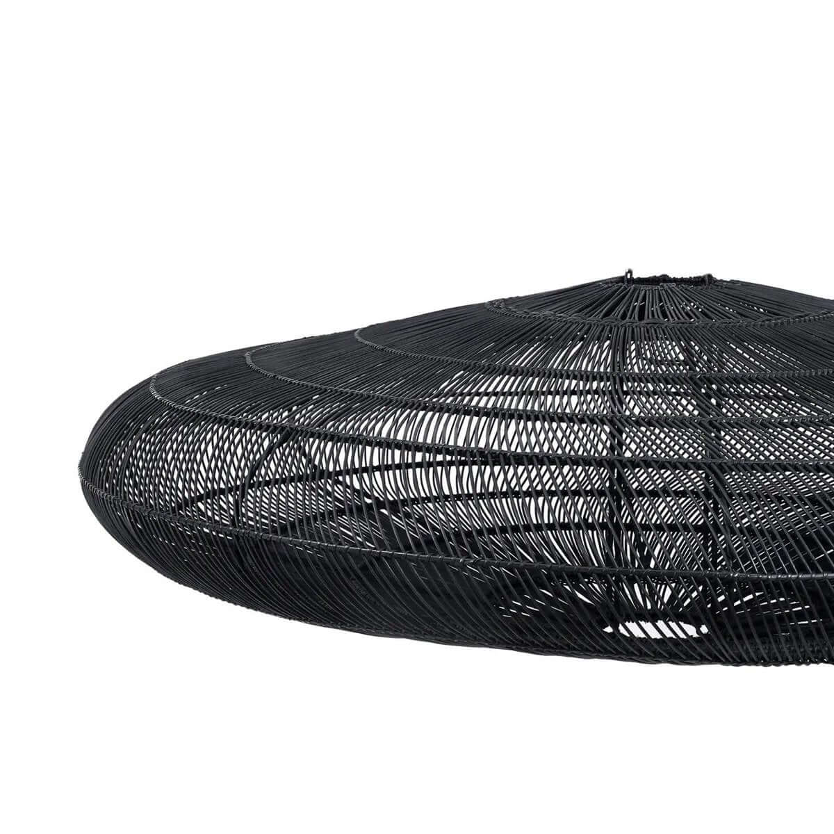 De Macaron Hanger in zwart XL, a Bohemian style pendant light handcrafted from rattan for a playful touch to your decor.