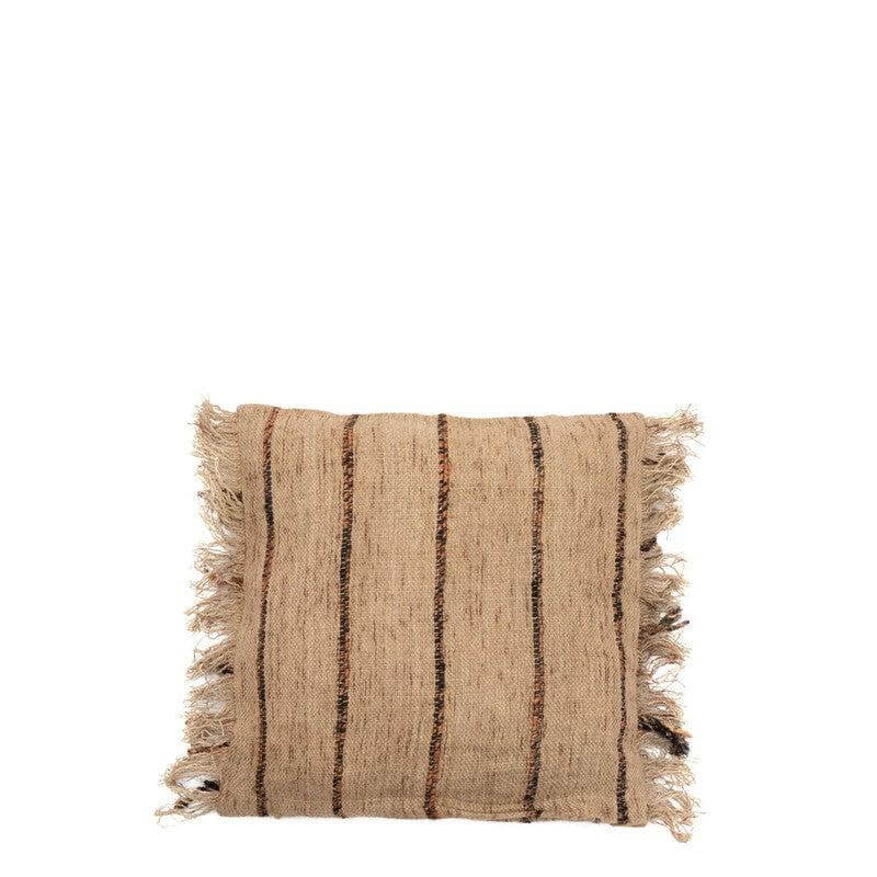 De Oh My Gee kussenhoes in beige en zwart, 40x40 cm. Voeg boho-stijl toe aan je interieur met deze zachte katoenen hoes.