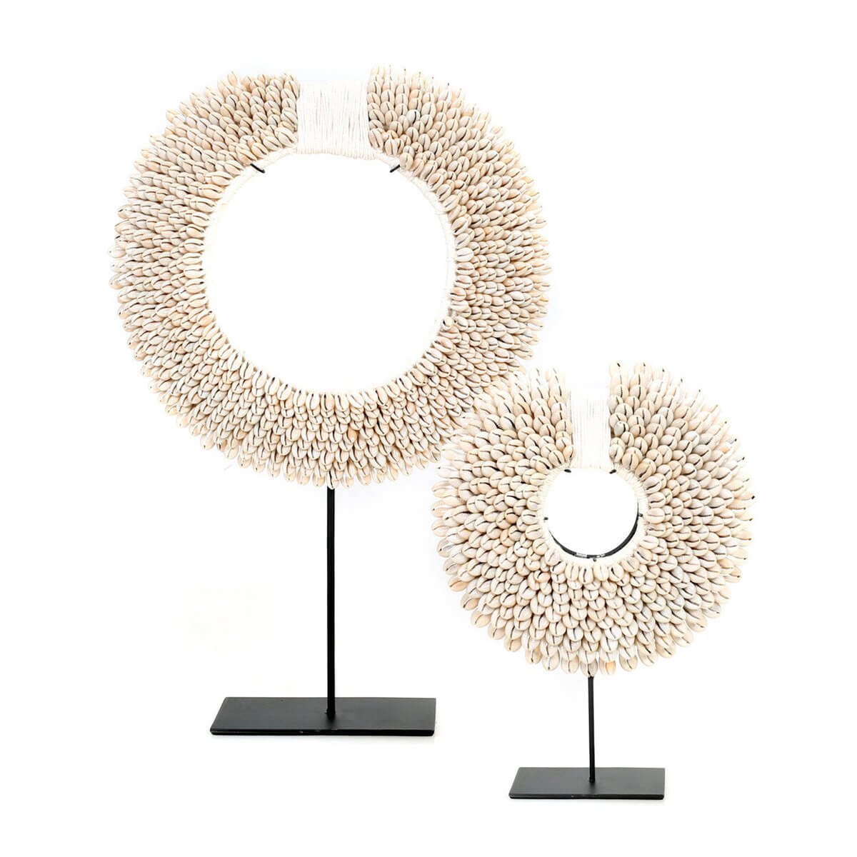 De Papoea Shell Disc on Stand - White - S