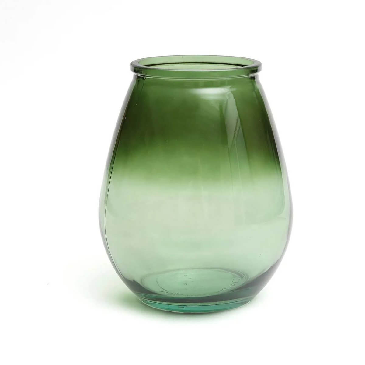 Green De Qiezi Vase made of recycled glass, featuring sleek lines with a Bohemian touch, perfect for contemporary decor.
