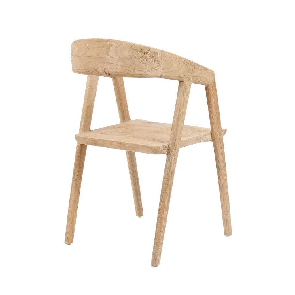 Teluk eetkamerstoel van hergebruikt teakhout, elegant en tijdloos design, perfect voor de eetkamer.