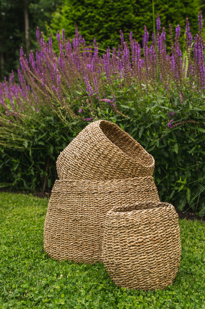 De Vung Lam Mand M Bazar Bizar This beautifully woven Vung Lam basket, available in three sizes, is super handy for storing your laundry, using it for storing towels in the bathroom or storing toys in a living area or children's playroom . The strength of