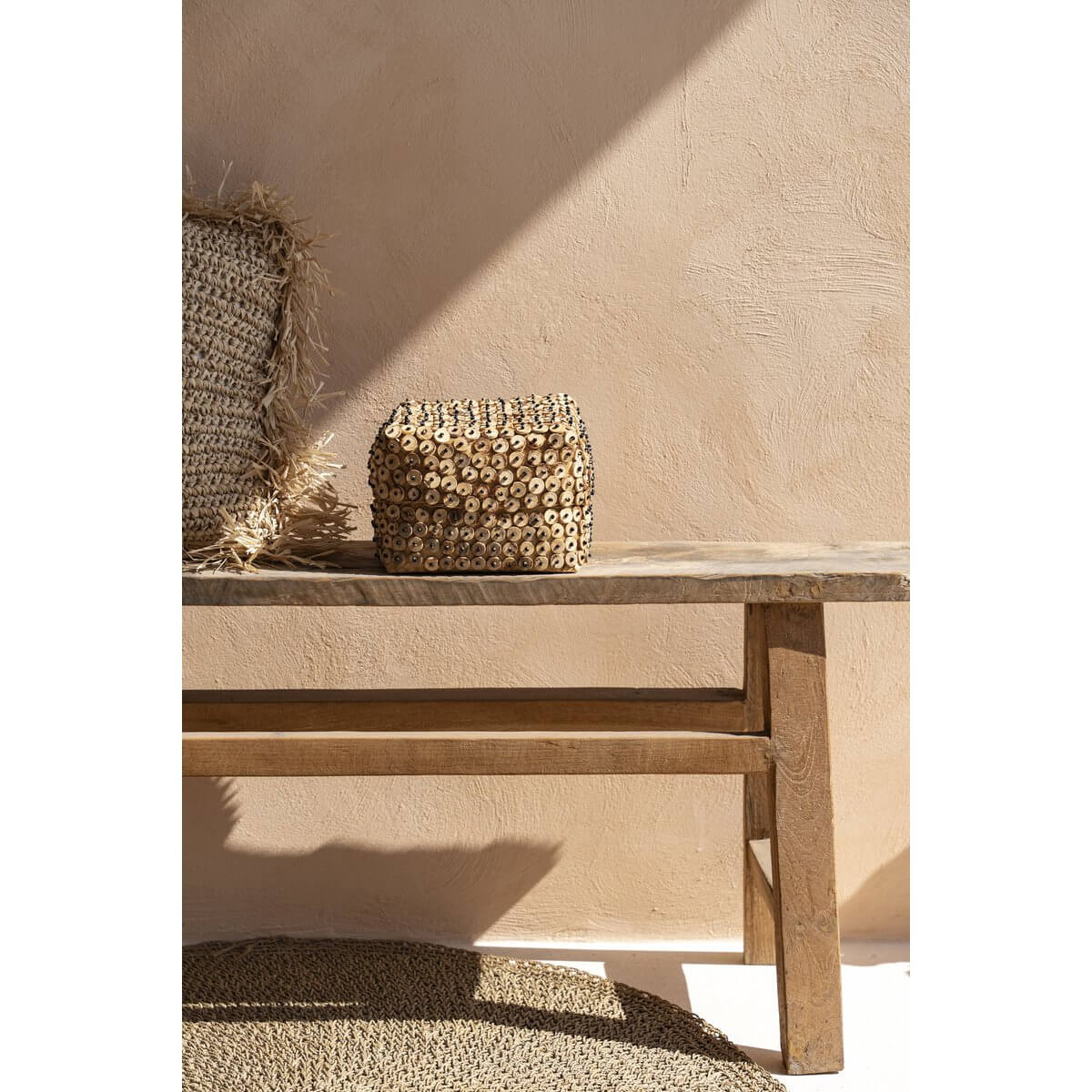 De kokosnootschaalmand - natuurlijk - m-Bazar Bizar Living-Ik Hout ervan.