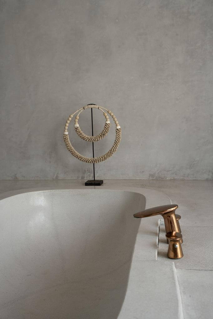 Dubbele Halsketting met Schelpen op standaard