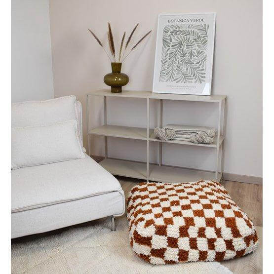 Geruit vloerkussen - oranje en wit-Poufs & Pillows-Ik Hout ervan.