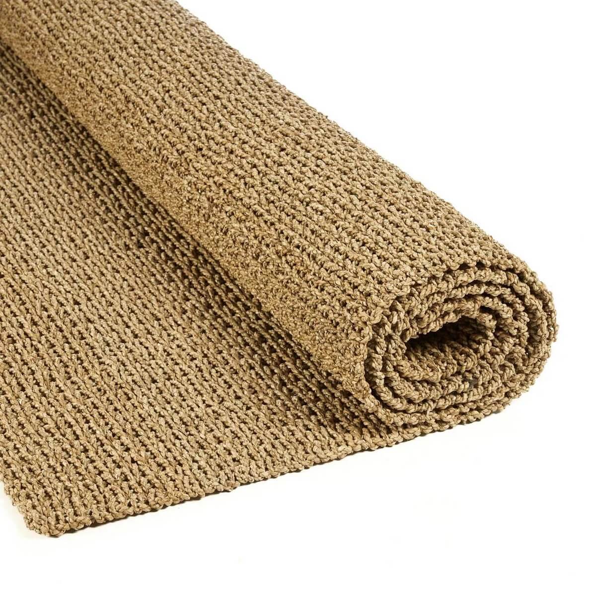 Sisal rug in natural tones, Het Sizali Tapijt 300x200, perfect for a bohemian vibe with earthy, woven texture.