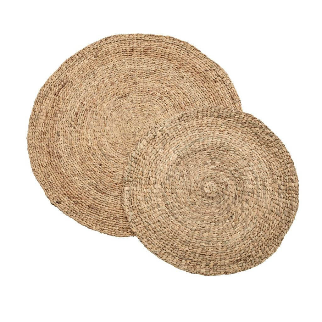 Rond waterhyacint tapijt in natuurlijke kleuren, gemaakt in Vietnam. Perfect boho accent voor elke kamer, 150 cm diameter.